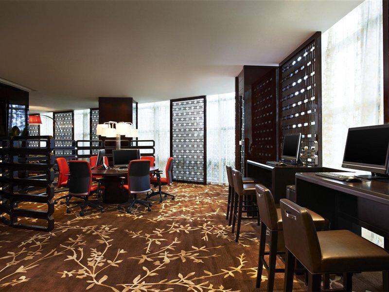 Sheraton Shanghai Waigaoqiao Hotel Esterno foto